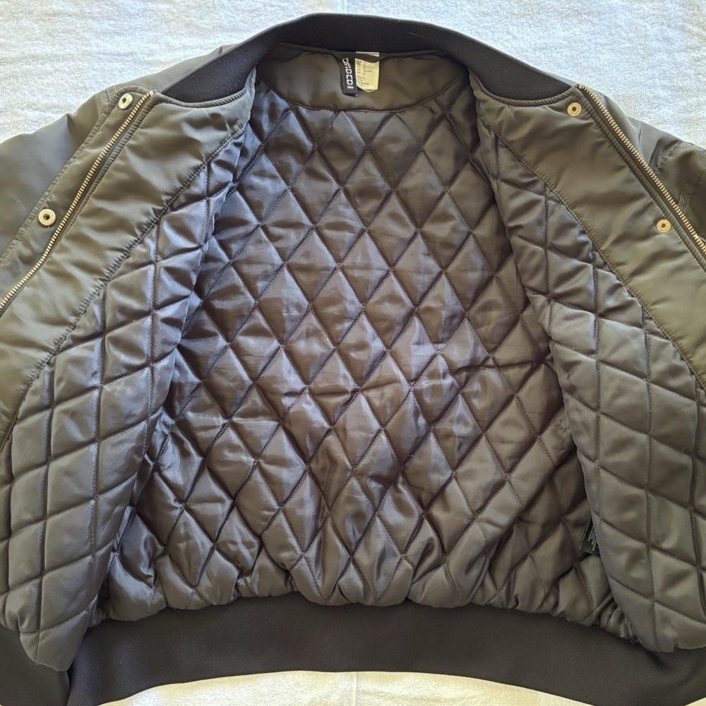 H&M Divided Bomber Jacket Womens 12 Olive Green Tiger Patch Varsity Streetwear - Picture 9 of 16